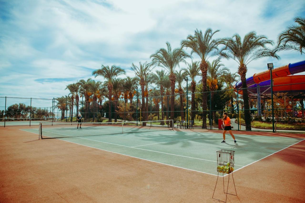 Ic ホテルズ グリーン パレス アンタルヤ エクステリア 写真 Tennis in El Alamein