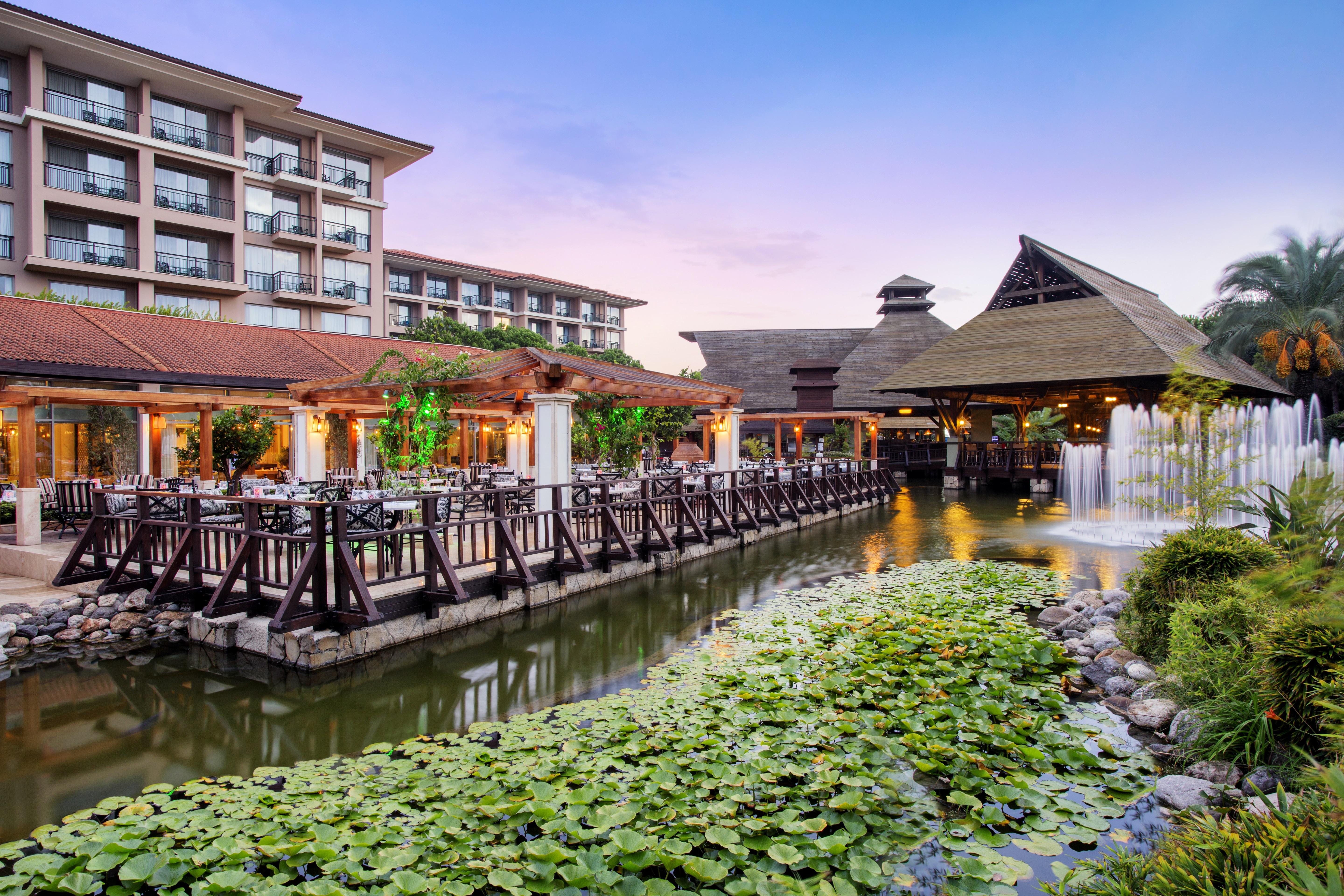 Ic ホテルズ グリーン パレス アンタルヤ エクステリア 写真 The Royal Thai Cuisine Restaurant