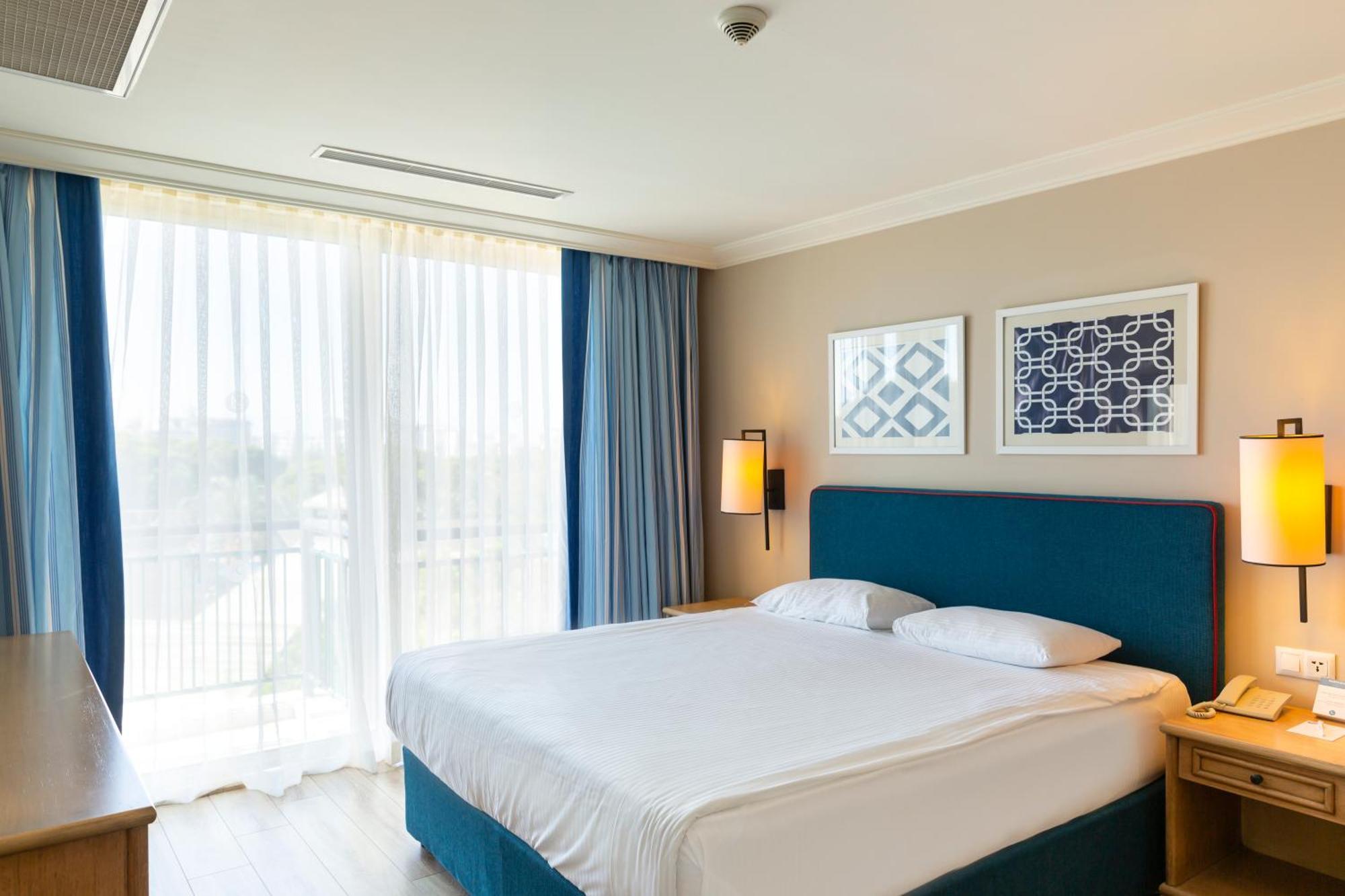 Ic ホテルズ グリーン パレス アンタルヤ 部屋 写真 A bedroom at the hotel